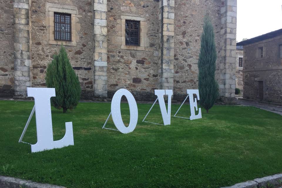 Letras love exterior