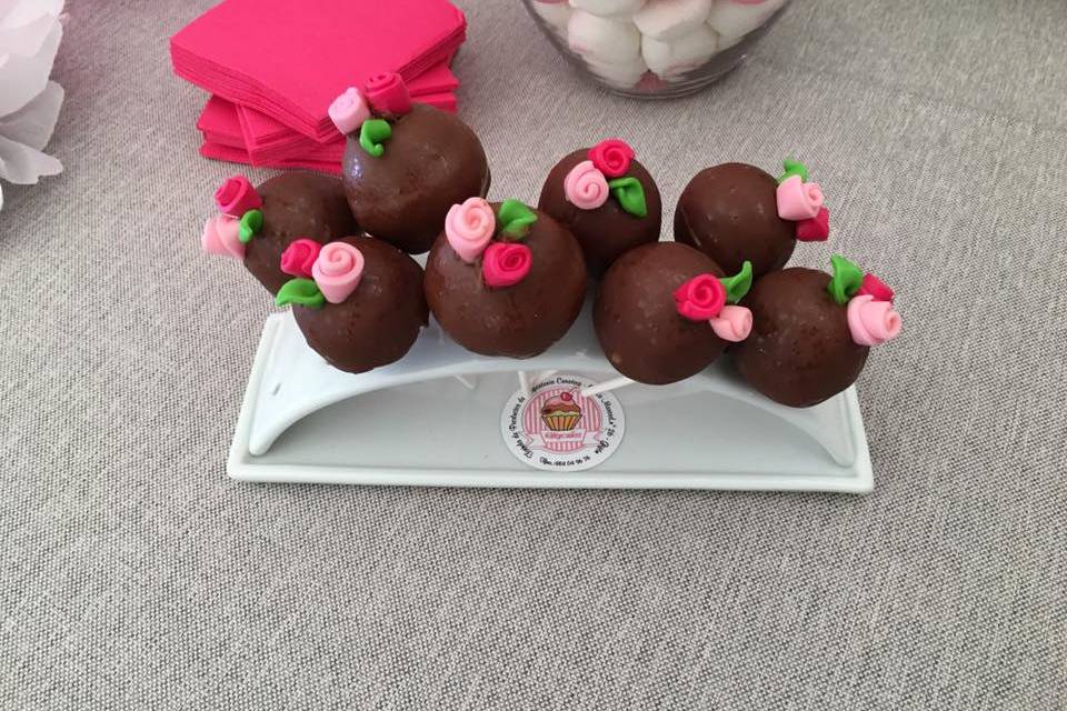 Cake pops candy bar