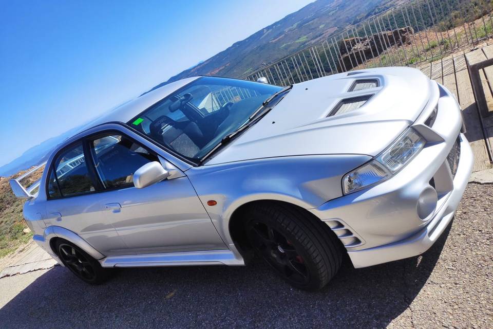Mitsubishi lancer evo