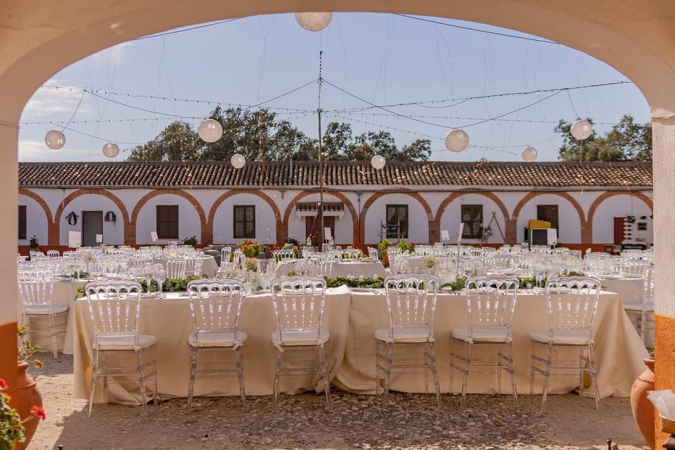 Banquete en el patio