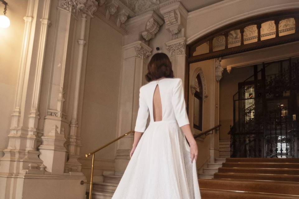 Vestido con cola