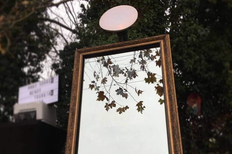 Espejo elegante y divertido