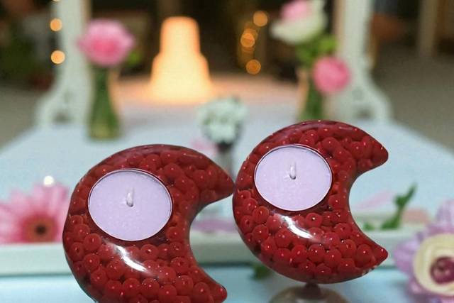 Porta velas con forma lunar