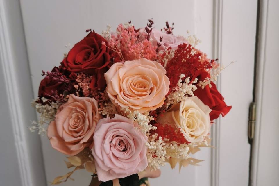 Ramo de rosas preservadas