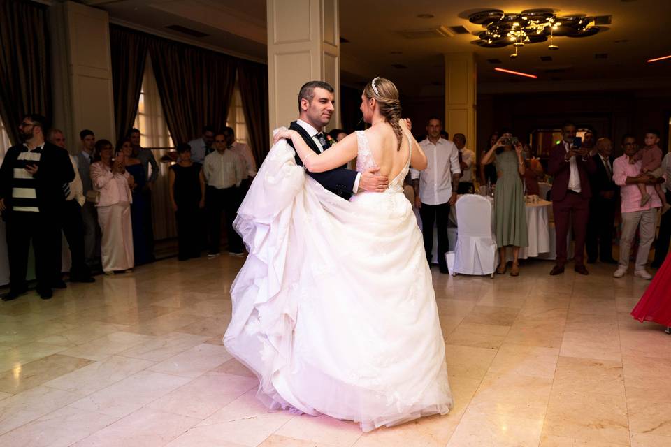 Baile