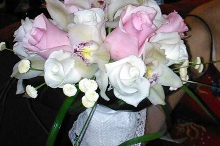 Ramo novia rosas y orquídeas