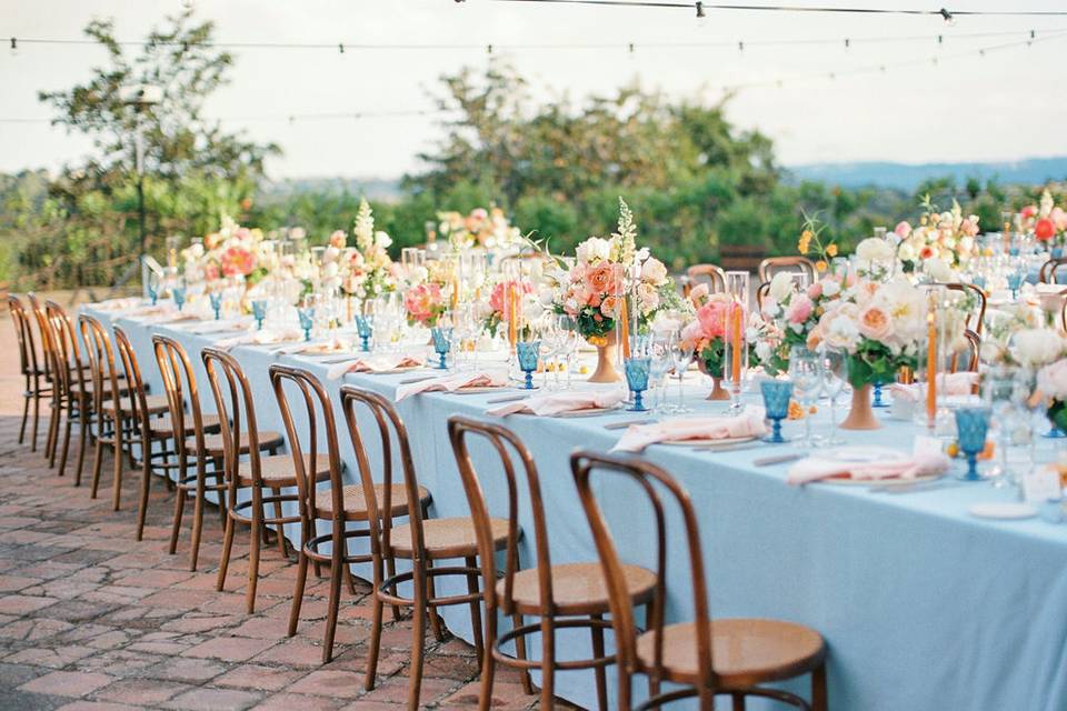 Decoración floral de banquete