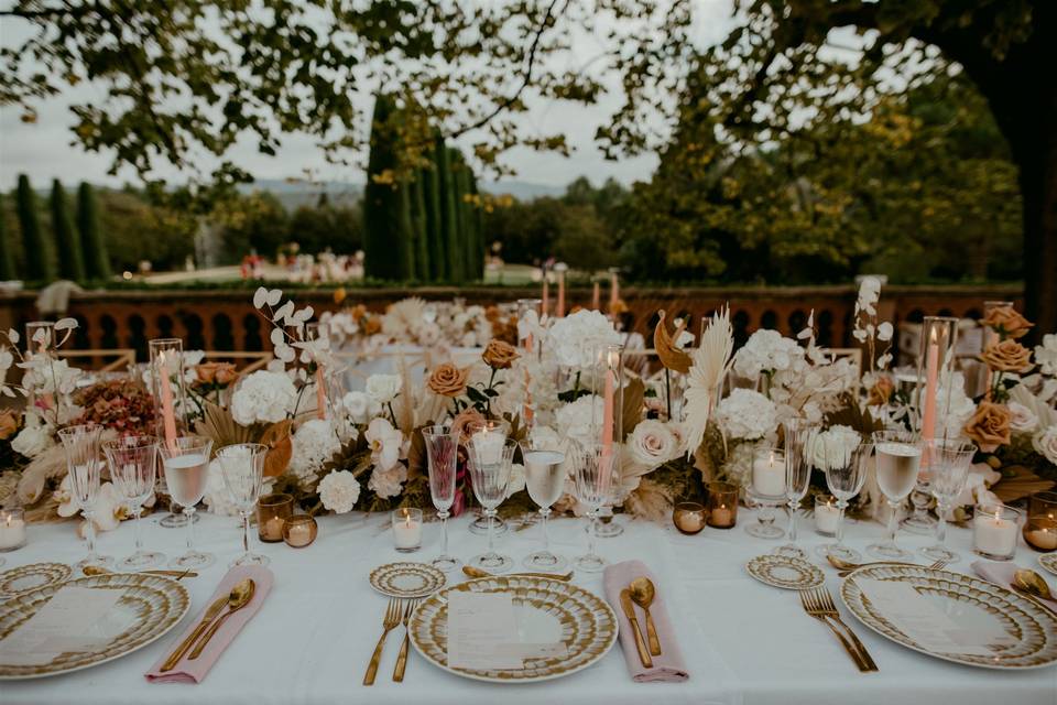 Decoración floral de banquete