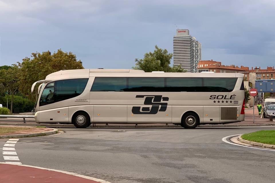 Autocar 60 plazas