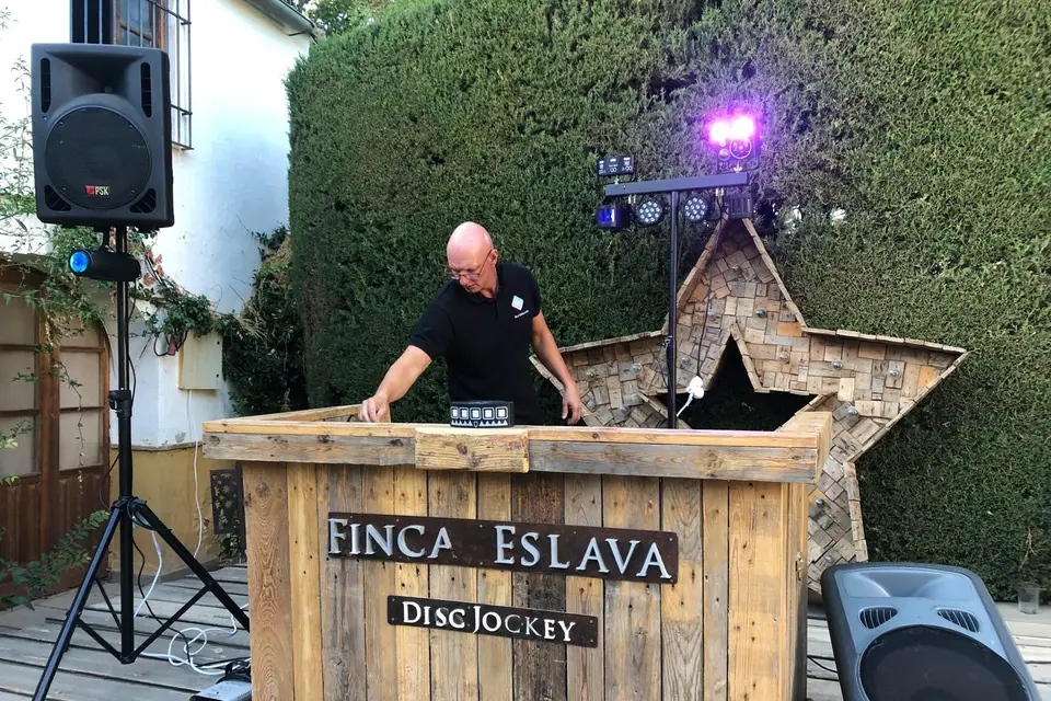 DJ Calvin
