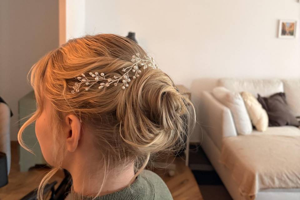 moño desestructurado de novia