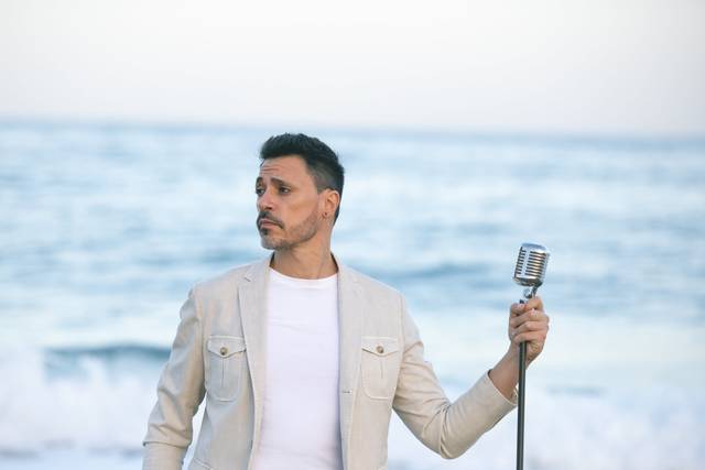 Book cantante