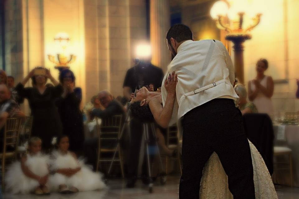 El final del baile.sorprende