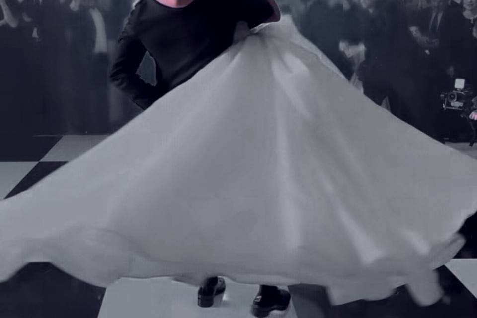 Impresionante portes bailando