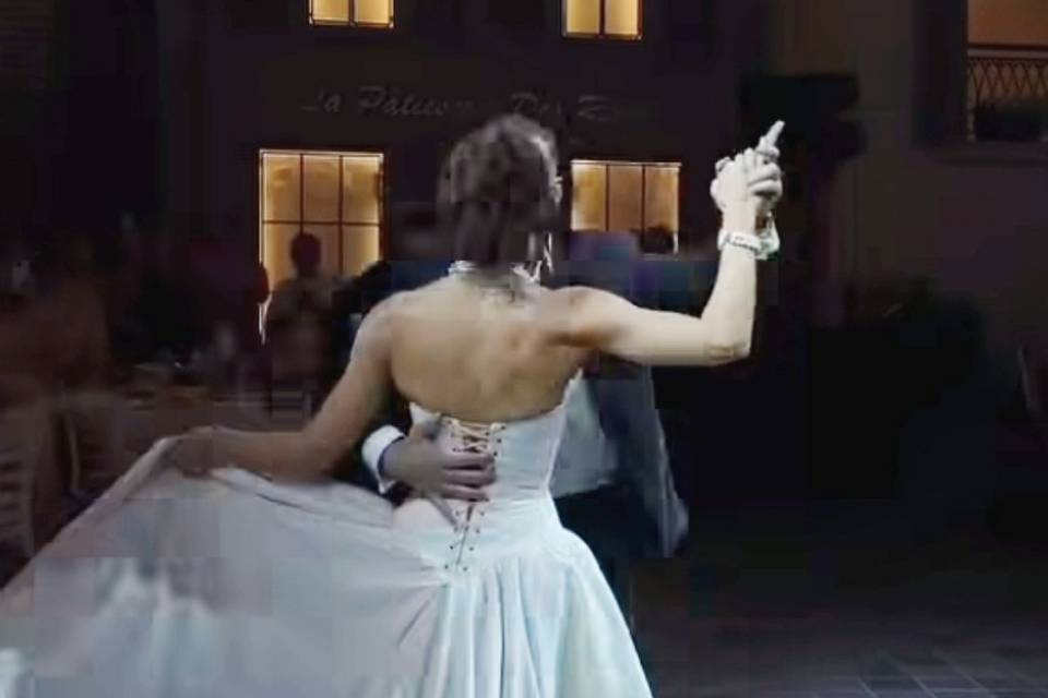 Así comienza baile y historia