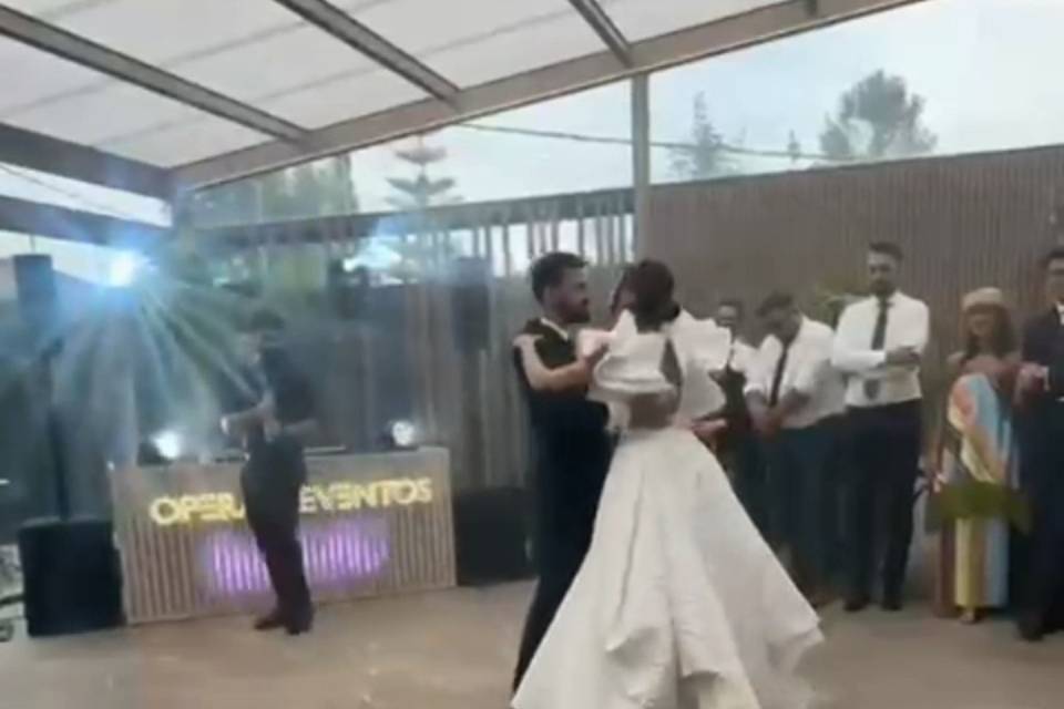 Inicio del baile juntos