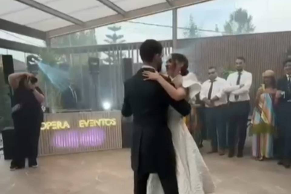 Bailaron y sorprendieron 💕