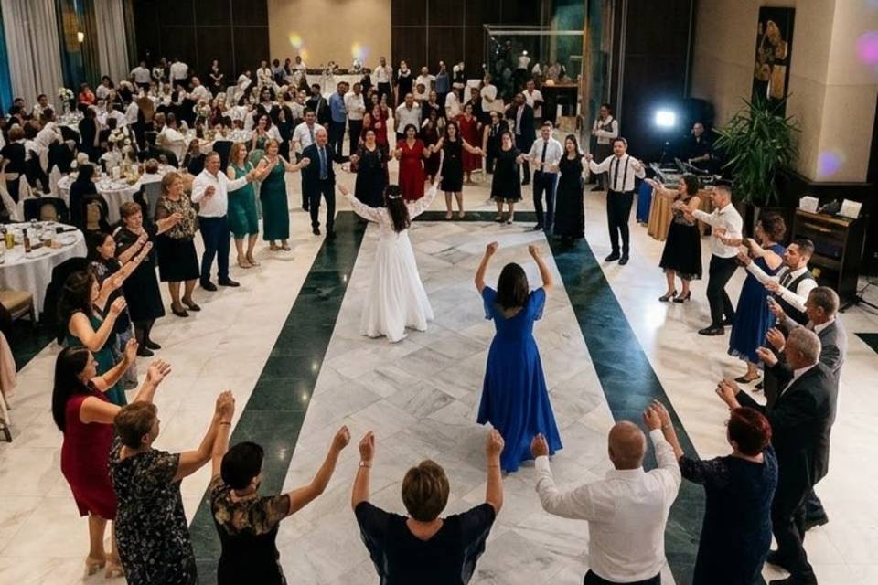 Baile novios e invitados ✨