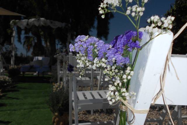 Decoración sillas altar