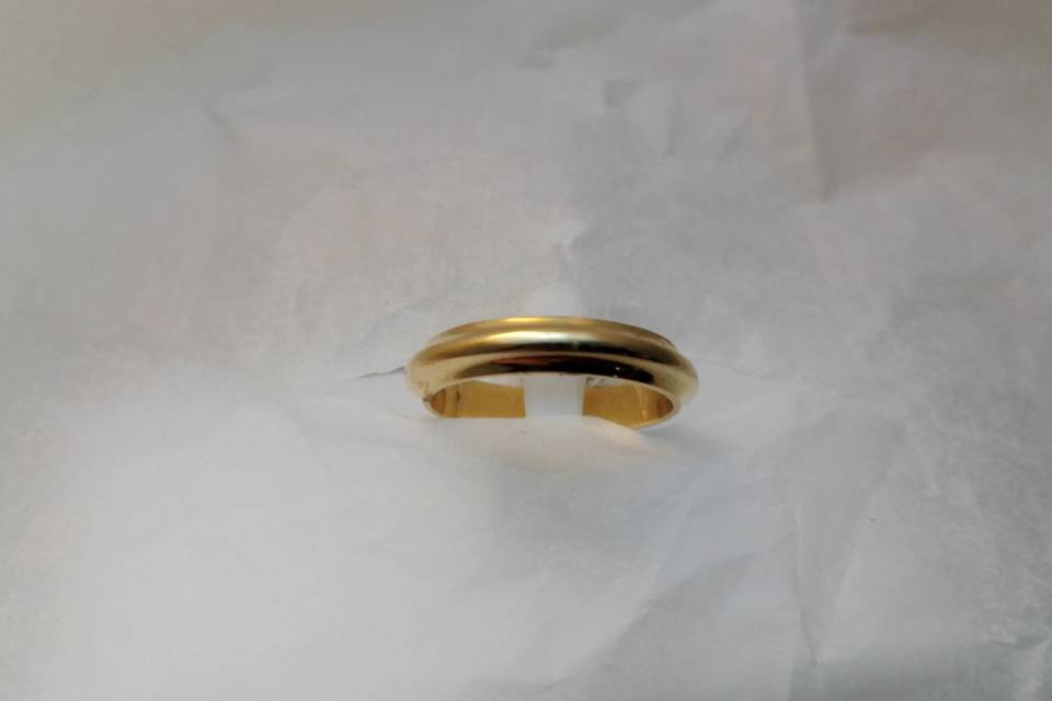 Anillo de oro bicolor