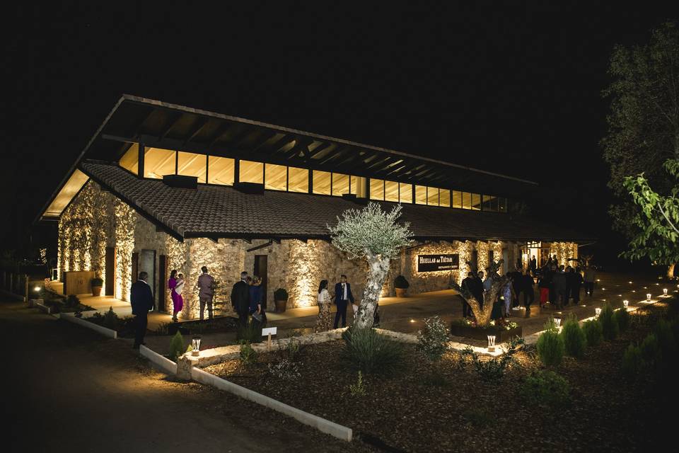 Restaurante iluminado