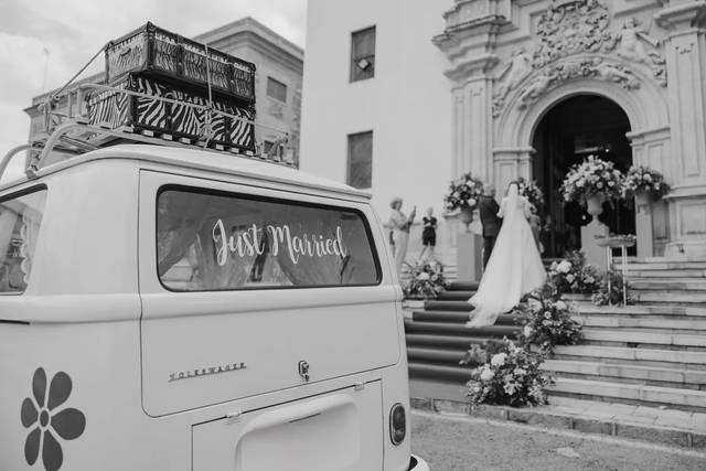 Llegada iglesia novia