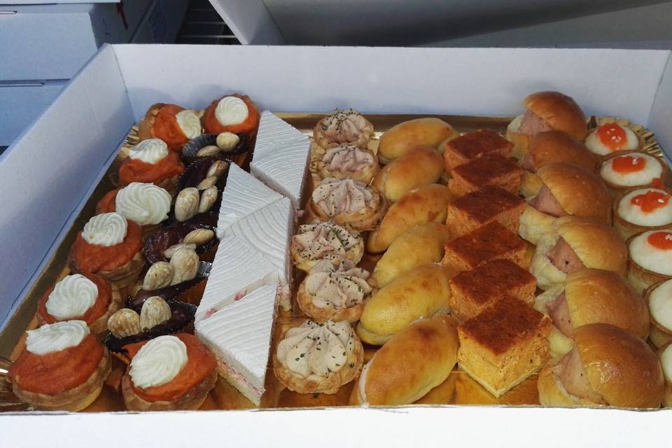 Canapés surtidos