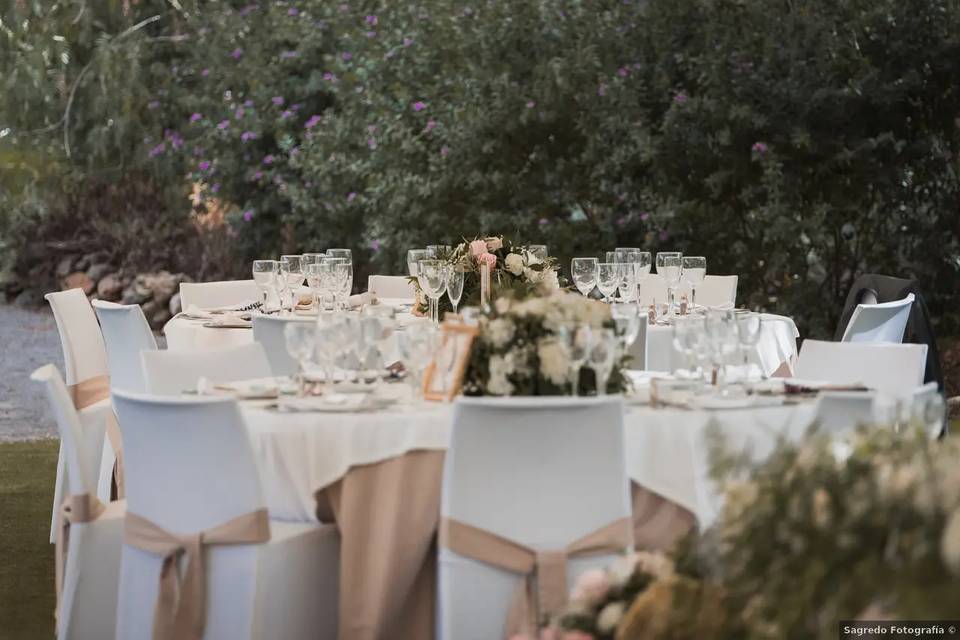 Banquete con Menaje del Hotel