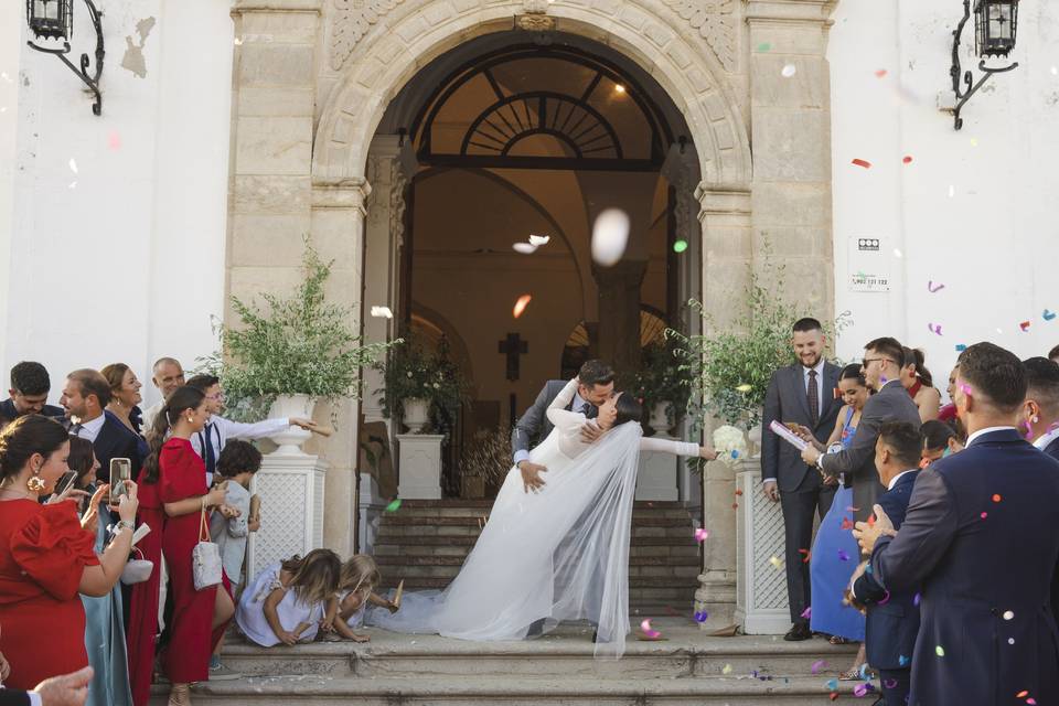 Salida de los novios