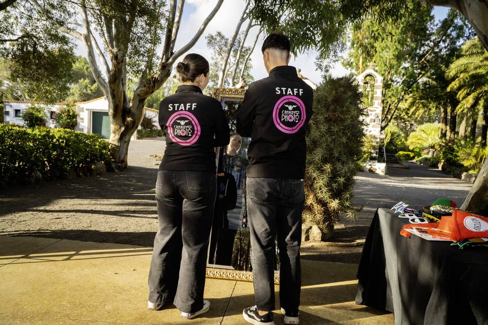 ESPEJO_DORADO_ORNAMENTADO_RECTANGULAR