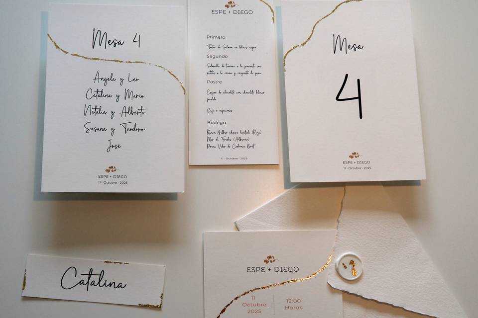 Invitación Oro