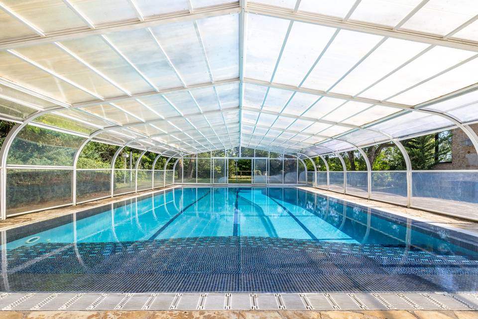 Piscina cubierta de 100 m2