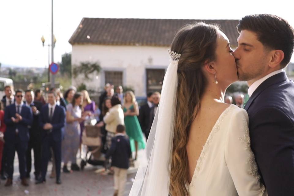 Momento del arroz en la boda