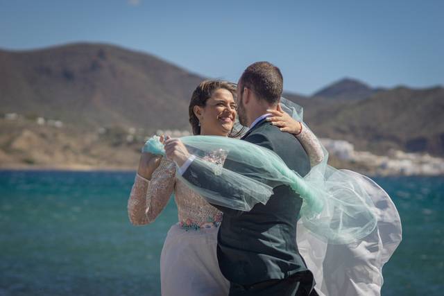 Krrt: postboda ana & pablo
