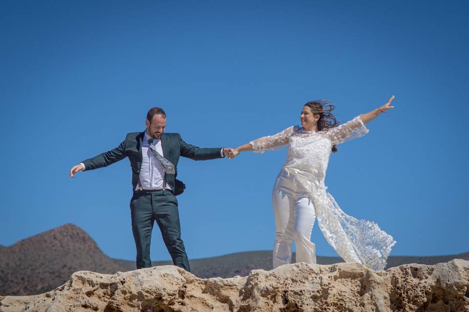 Krrt: postboda ana & pablo