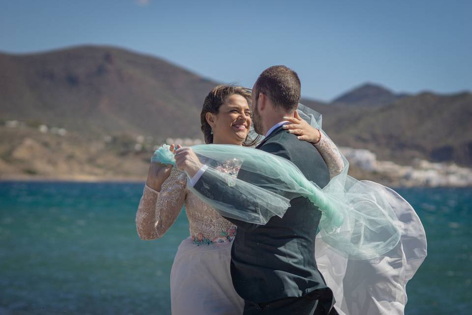 Krrt: postboda ana & pablo