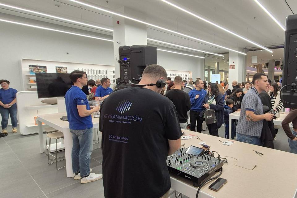 Keys Dj en apertura Ktuin
