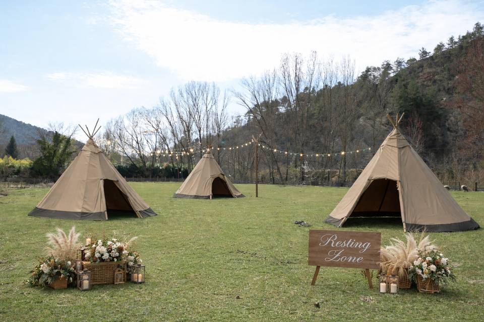 Tipis para invitados