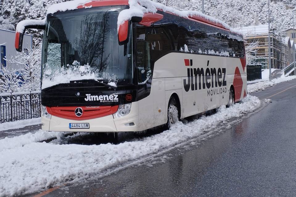 Autobuses La Amistad