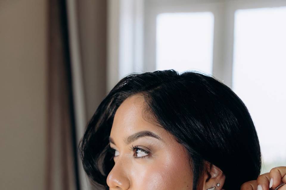Perla Dago Makeup