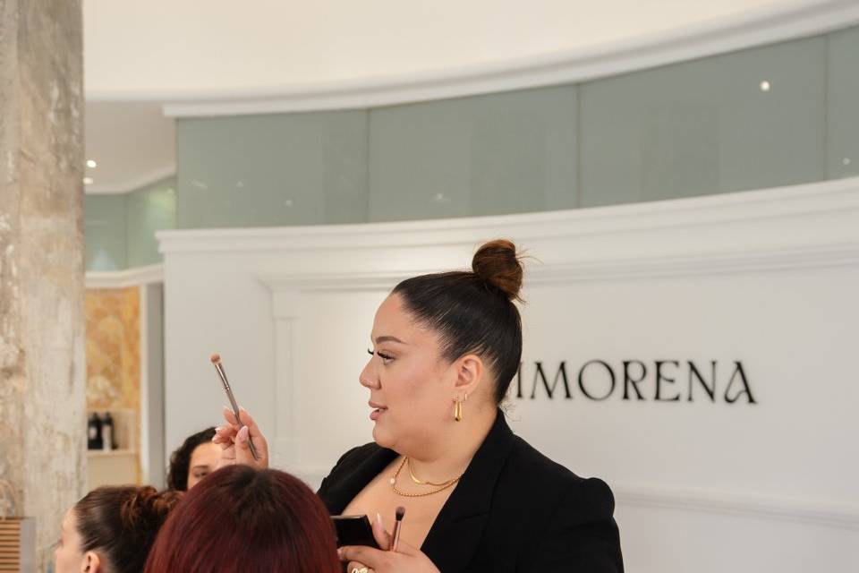 Perla Dago Makeup