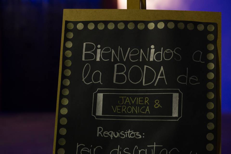 Cartel bienvenida