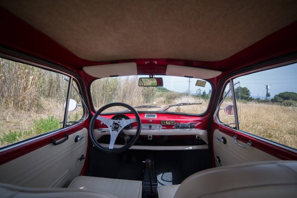 Tu vestido blanco en un 600 rojo