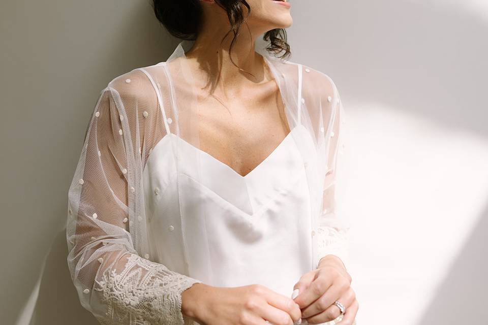 Minutos antes vistiendose