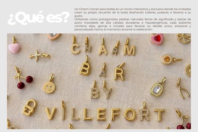 Nuestro puesto de charm bar
