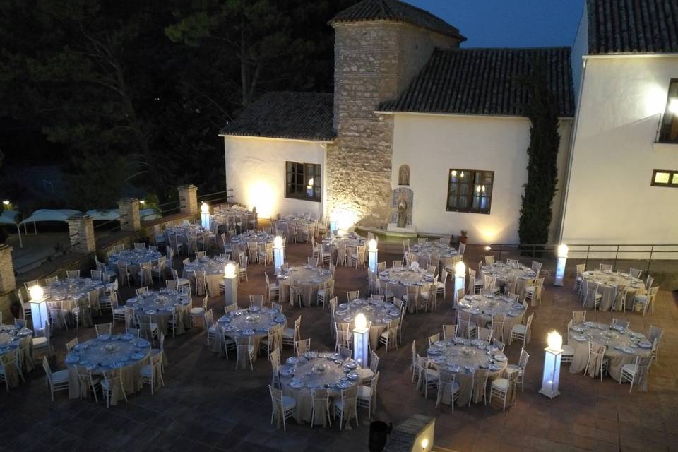 Tótem y torres de luz para bodas