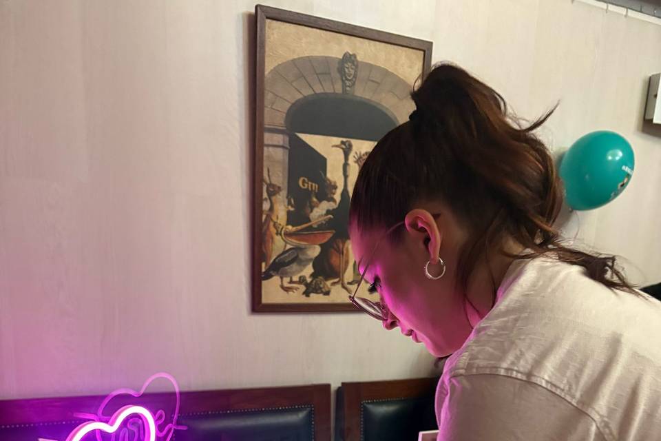 Glitter bar