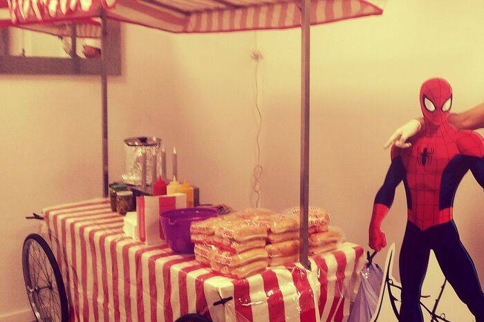 Carritos palomitas, hot dogs,