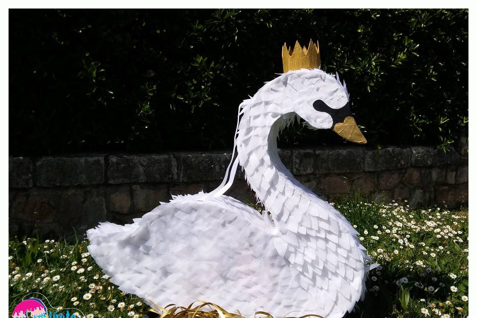 Piñata de cisne