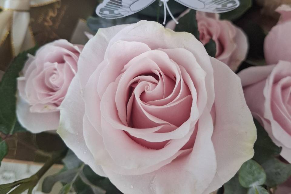 Complementos detalles en flor